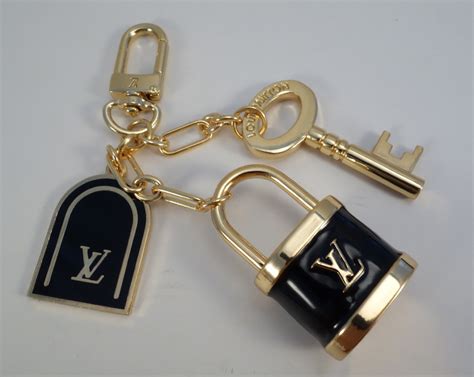 fake louis vuitton key puch|louis vuitton false product id.